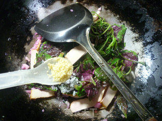 Stir-fried Red Amaranth recipe