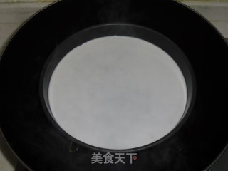 Cantonese Shrimp Intestine Noodles recipe