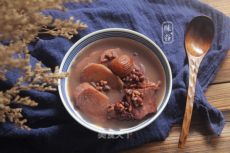 Chixiao Bean Powder and Kudzu Pork Bone Soup recipe