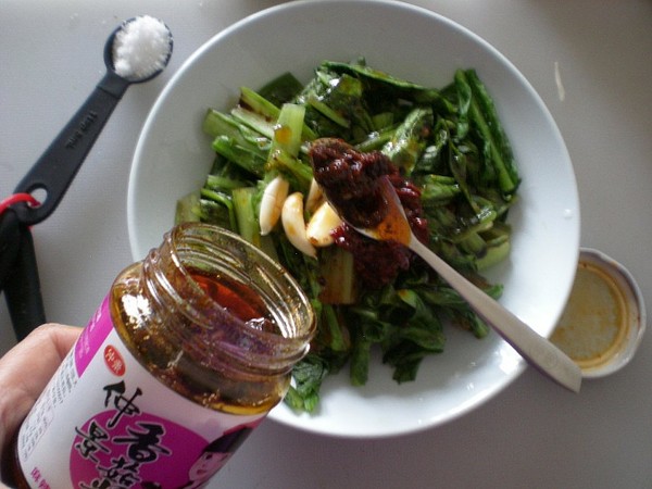 Spicy Mixed Oil Lettuce recipe