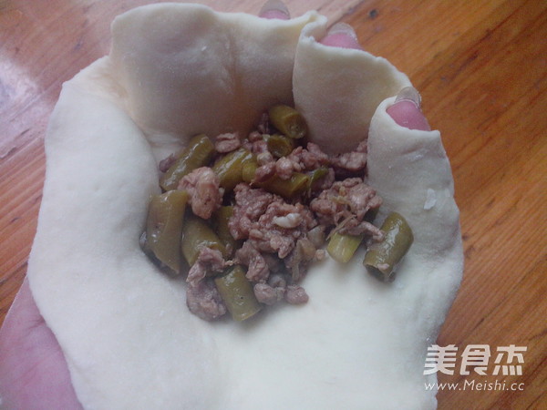 Capers and Lean Pork Buns recipe