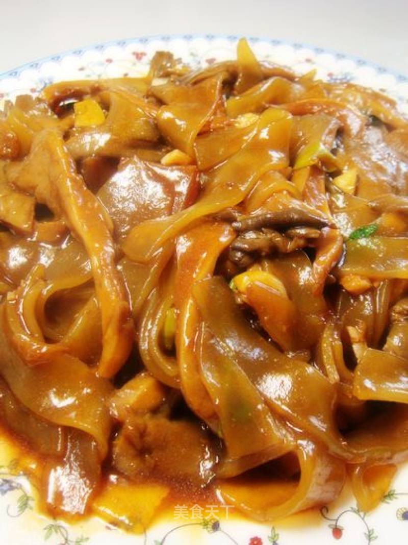 Stewed Mushrooms with Spicy Noodles recipe