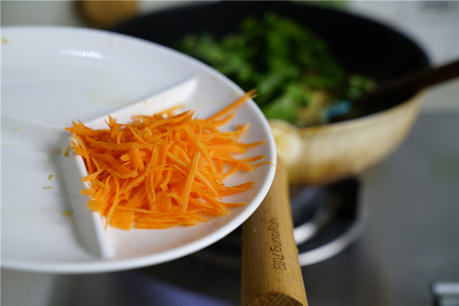 Fried Noodles with Vegetables and Eggs recipe