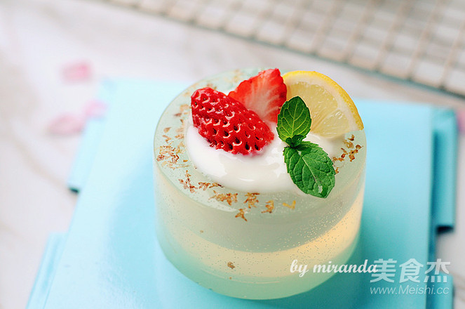 Fruit Yogurt Crystal Cup recipe