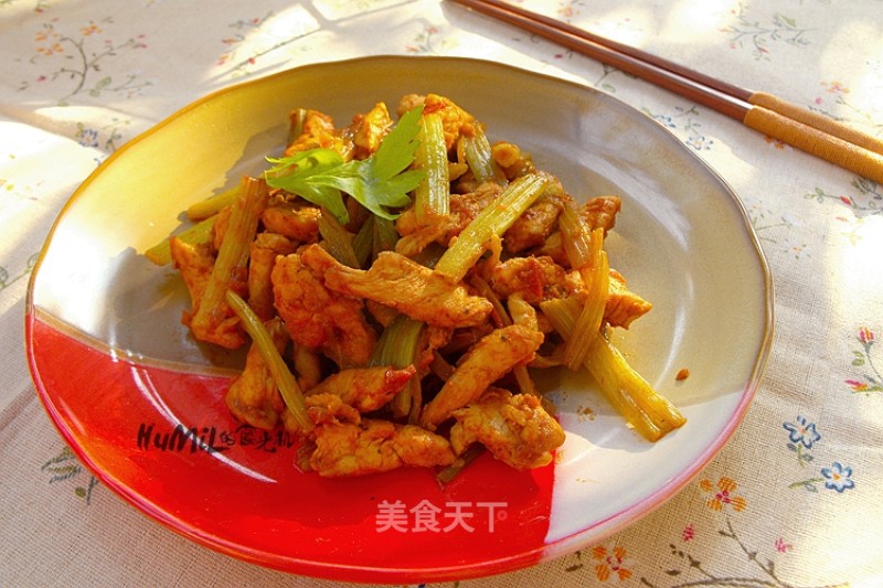 Celery Stir-fried Chicken recipe
