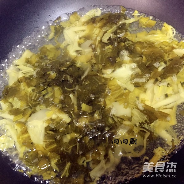 Explain How to Make An Authentic Chongqing Pickled Cabbage Fish (fresh, recipe