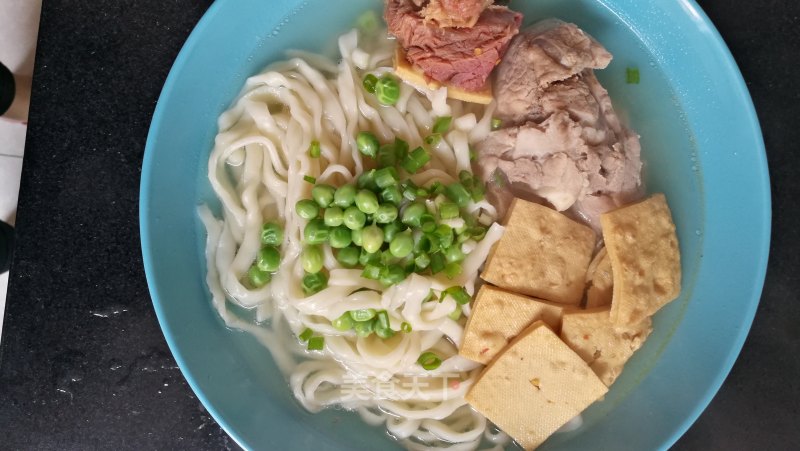 Braised Dried Tofu with Hand-rolled Noodles recipe