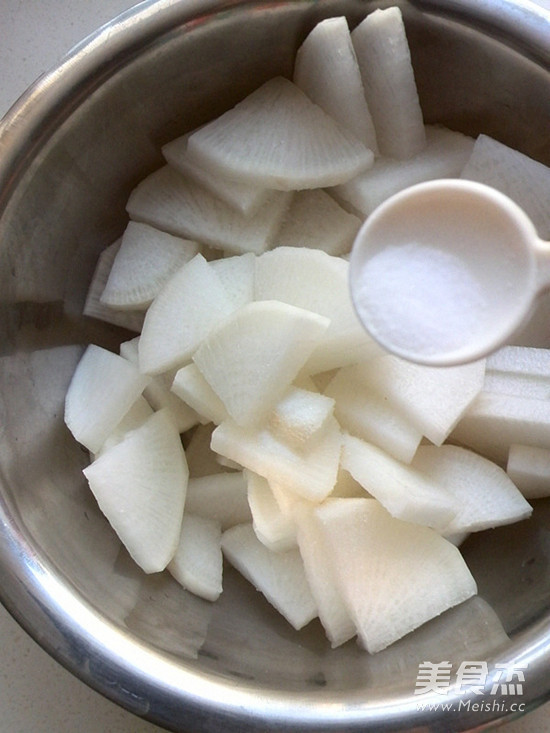 Dried White Radish in Cold Dressing recipe