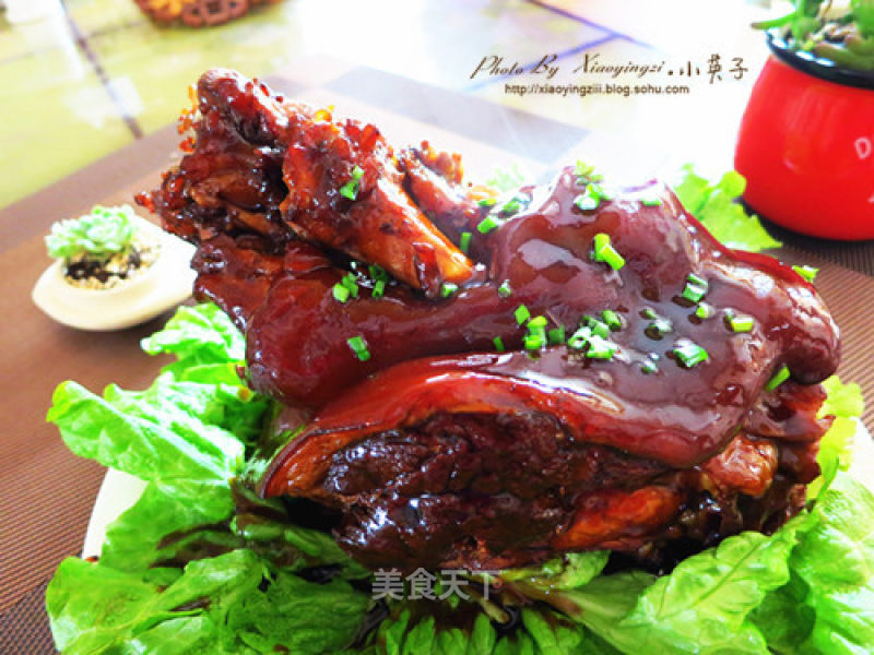 Homemade Delicacy-i Call It Dongpo Pork Knuckle recipe