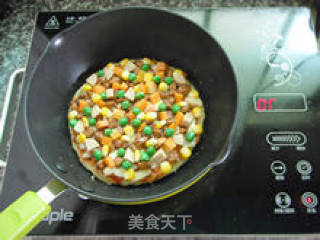 【rice Omelette】--- A Gorgeous Turn of Leftover Rice in A Bowl recipe