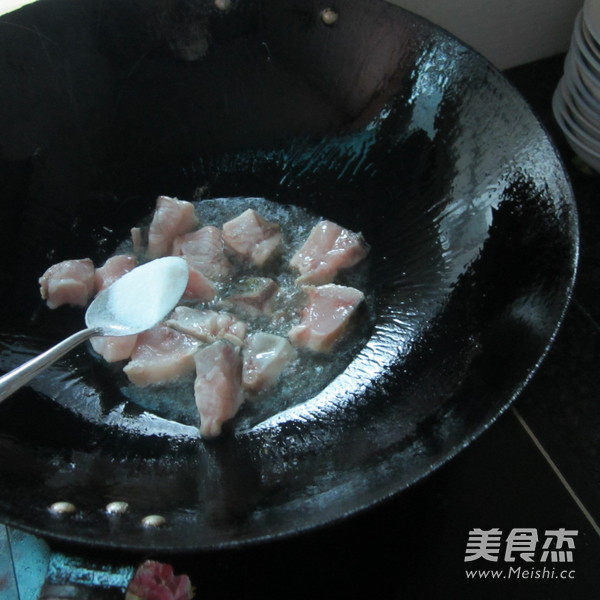 Green Pepper Diced Fish recipe