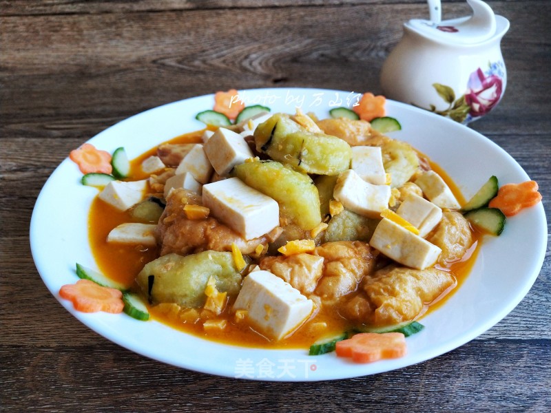Braised Tofu with Crab Roe Sauce