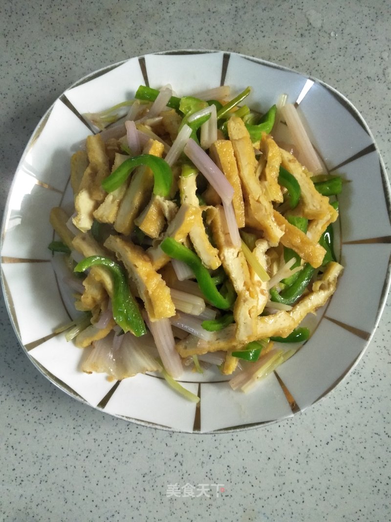 Fried Tofu with Celery