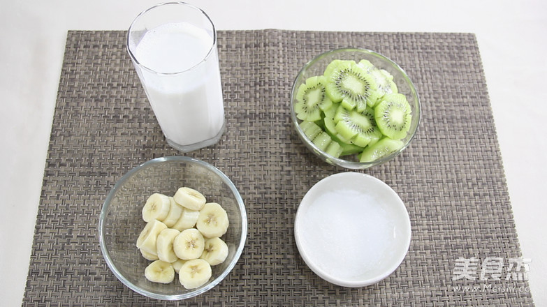 Kiwi Banana Smoothie recipe