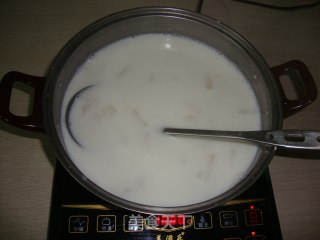 [burning Grass, Sydney, Rock Sugar, Coconut Milk] ---- for The Family to Love Early recipe