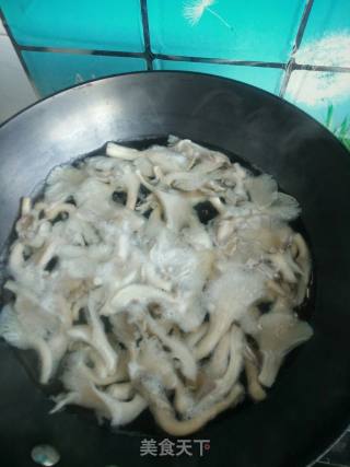 Scrambled Eggs with Mushrooms recipe
