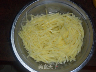 Fresh and Small Stir-fried Potato Shreds recipe
