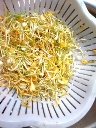 Homemade Honeysuckle Tea recipe