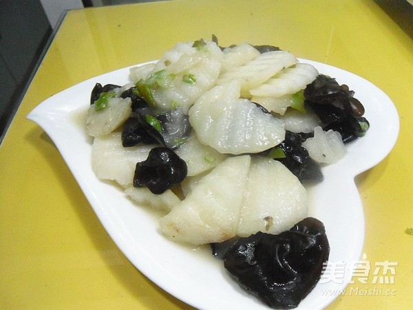 Fried Yam with Black Fungus recipe