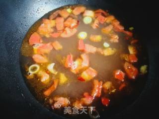 Tomato, Egg, Spinach Noodles recipe