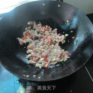 Stir-fried Pork with Garlic and Beans recipe