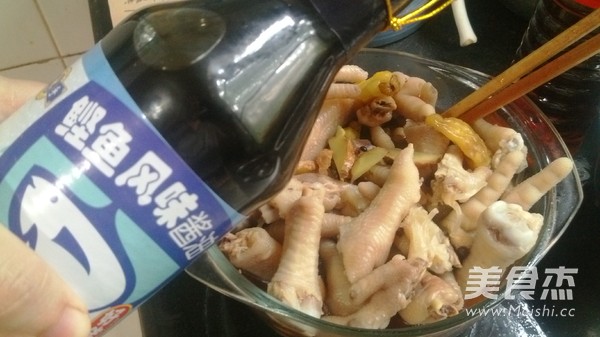 Vinegar Soy Sauce Chicken Feet recipe