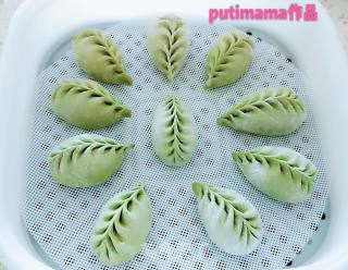 Vegetarian Stuffed Willow Leaf Buns recipe