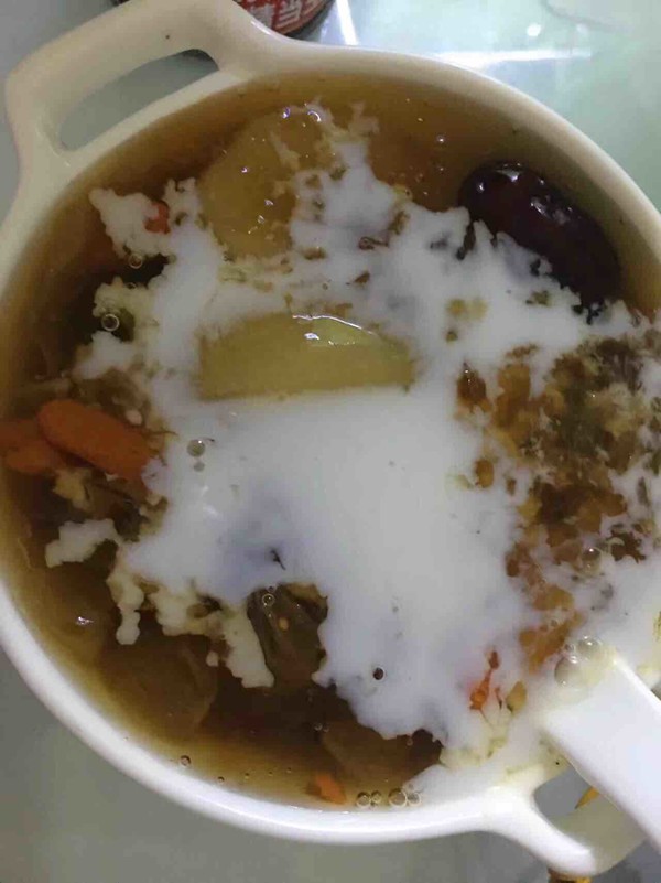 Stewed Sydney with Peach Gum Snow Swallow recipe