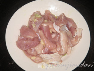 Stir-fried Pork Root with Yunnan Melon recipe