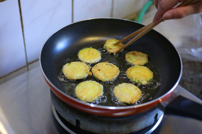 Pan-fried Zucchini recipe