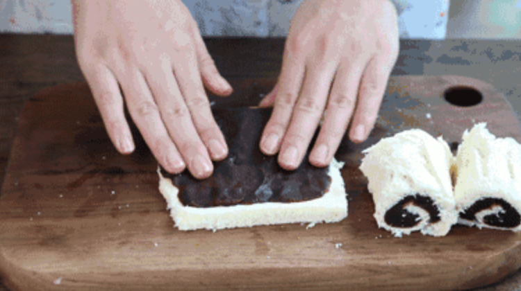 Crispy Red Bean Toast Rolls, A New Way to Eat White Toast recipe