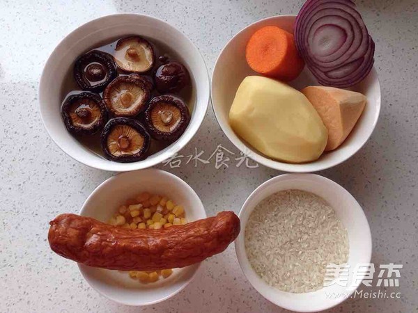 Braised Rice with Red Intestine and Potatoes recipe