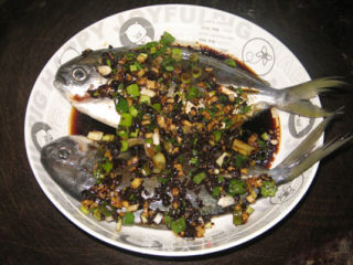 Steamed Southern Pomfret with Black Bean Sauce recipe