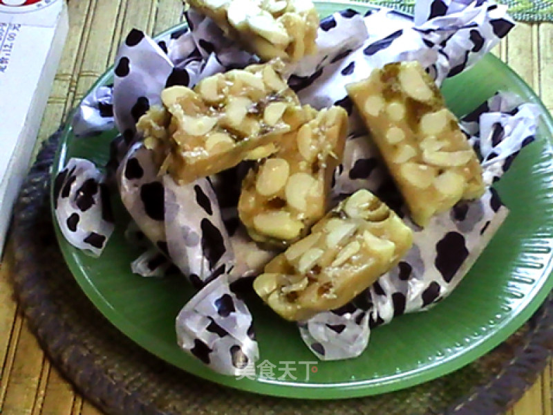 Raisin Peanut Nougat recipe