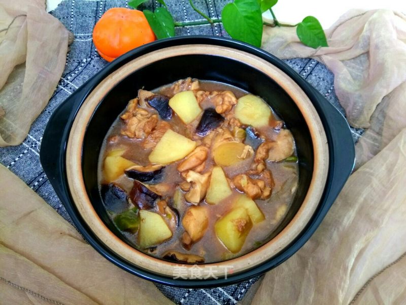 Braised Chicken Thigh with Potatoes and Mushrooms recipe