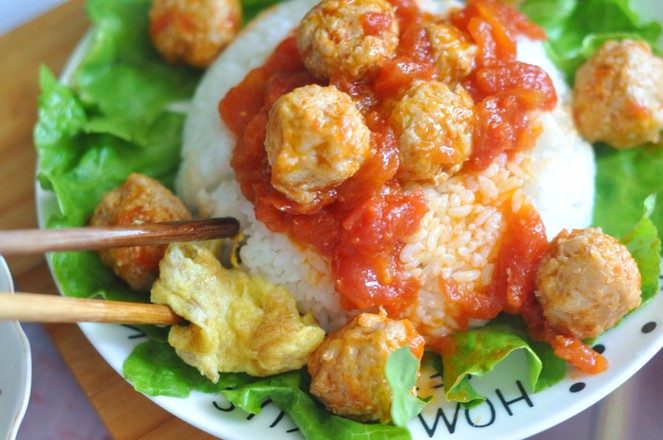 Meatball Rice with Tomato Sauce recipe