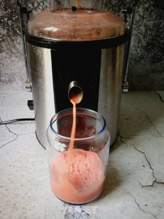 Summer Drink: Freshly Squeezed Watermelon Juice recipe