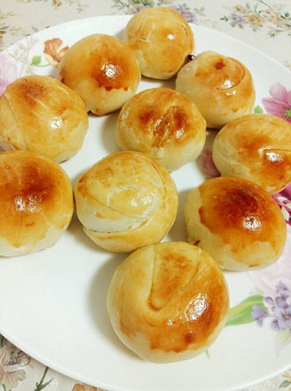 Red Bean Cake (su-style Moon Cake)