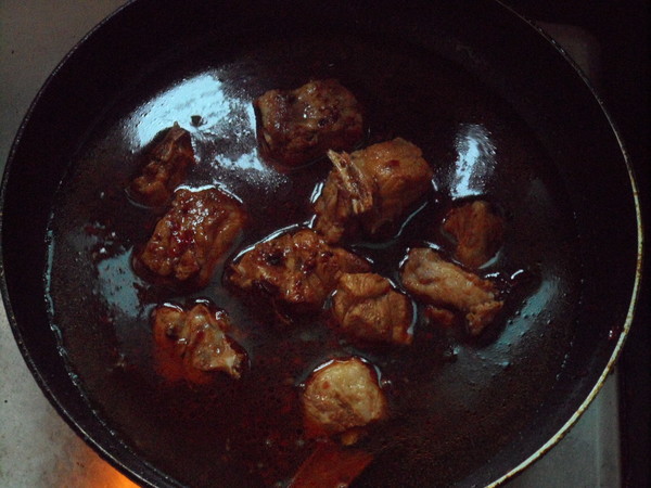 Pork Ribs with Roasted Bean Tendon recipe