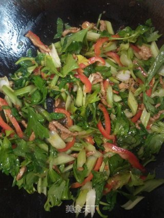 Shredded Pork with Celery and Red Pepper recipe