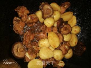 Crispy Bone Stewed Potatoes recipe