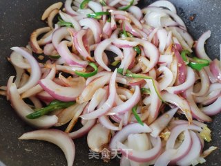 Fried Beef with Onion recipe