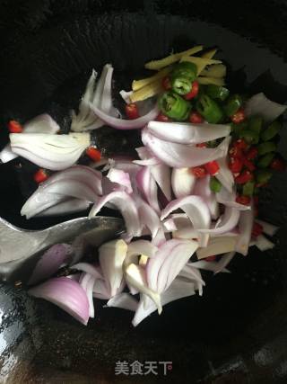 Fried Beef with Onion recipe