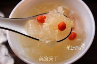 Tremella Pear Soup recipe