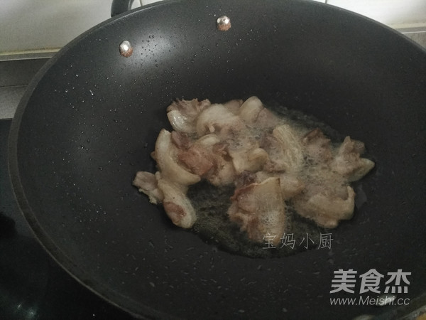 Twice-cooked Pork with Garlic Moss recipe