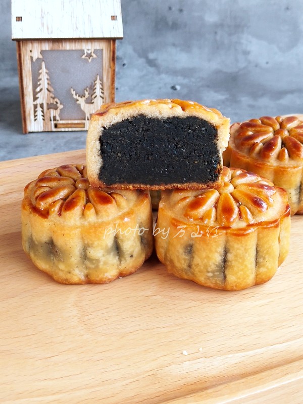 Black Sesame Mooncake recipe