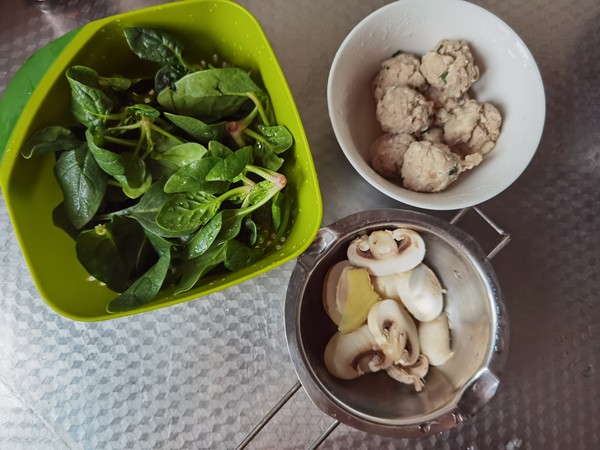 Spinach and Mushroom Meatball Soup recipe