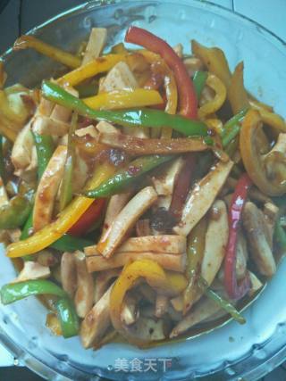 Stir-fried Yellow Throat with Colored Pepper recipe