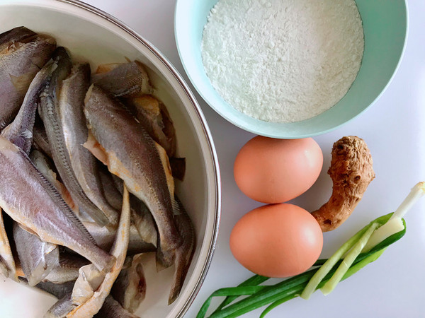 Fried Small Yellow Croaker recipe