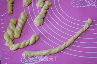 Chinese Refreshment Fried Twist recipe